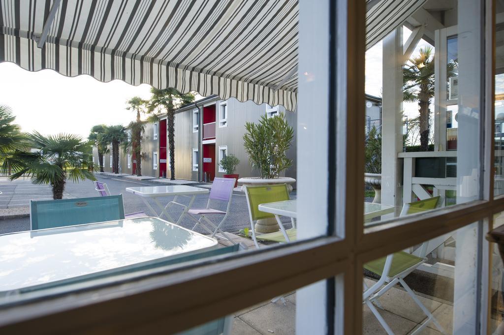 Brit Hotel Essentiel Pau Lescar Dış mekan fotoğraf